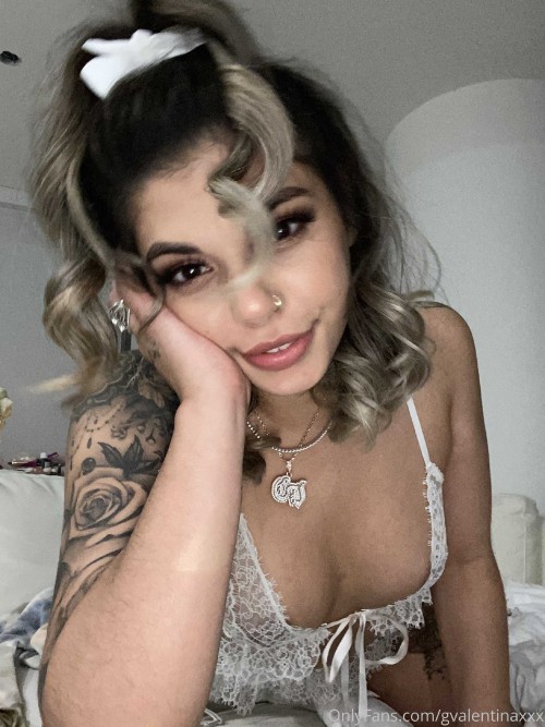 gvalentinaxxx 19 04 2020 245751762 What kind of content do you guys like to see